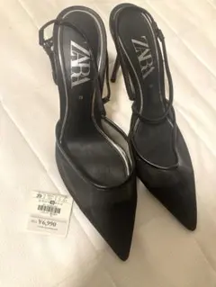 【未使用タグ付】ZARA ブラック ポインテッドトゥ ハイヒール 39