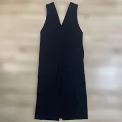 ADAM ET ROPE アダムエロペ　ジャンパースカート　美品　Vネック　黒