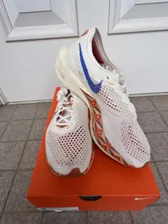 Nike ZoomX VAPORFLY NEXT % 3PRMのサムネイル