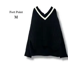 【フォーポイント】ケーブル編みVネックニット　セーター　ルーズ　ゆったり　黒　M