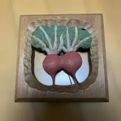 木製ラディッシュ彫刻アートオブジェ