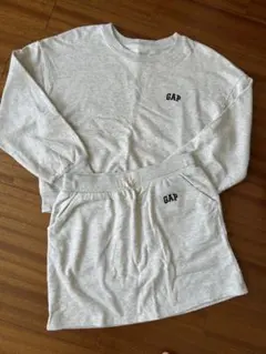 GAP グレー セットアップ