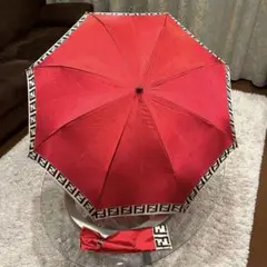 ✨新品未使用品✨FENDI フェンディ 折り畳み傘 雨傘 ズッカ柄 レッド 総柄