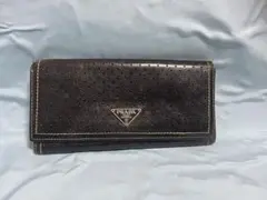 訳ありPRADA プラダ 長財布 ブラック 三角ロゴ