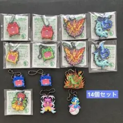 ぐるり森 キーホルダー - メルカリ