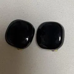 黒のクリスタル装飾スクエアイヤリング