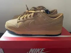 NIKE DUNK LOW RETRO SE 29
