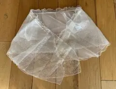 透け感のあるフリルストール M