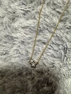 星型　ネックレス