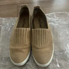 Winnie the Pooh ベージュ スリッポン