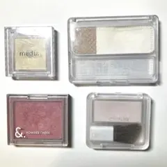 パウダーハイライトローライト コーラルチーク クリーム色アイシャドウ 4点セット