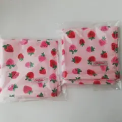 キャスキッドソン　タオル　ハンドタオル　イチゴ　苺　総柄　ストロベリー　ピンク