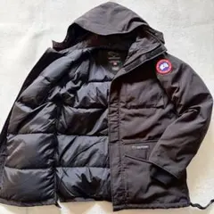 カナダグース ダウンジャケット