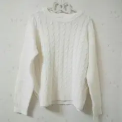 【GU】白色ニット♡Mサイズ