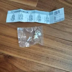 ケアベア　クリアマスコットチャーム