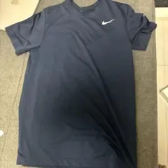 NIKE dryfit Tシャツ