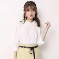 Apuweiser-riche 衿刺繍パフ袖ブラウス 白 2