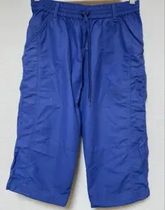 【美品】UNIQLO クロップドパンツ（ハーフパンツ）軽量　コンパクト　Mサイズ