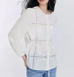 H&M 刺繍ブラウスのサムネイル