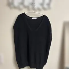 LOUNGEDRESS Vネック ニットベスト ブラックのサムネイル