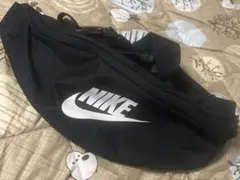 美品‼️NIKE ボディバッグ ブラック