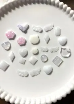 No.20 ハンドメイド レジン パーツ 白 ホワイト