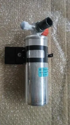 Z32フェアレディZ 純正リキッドタンク(134a)ASSY 未使用新品 - メルカリ