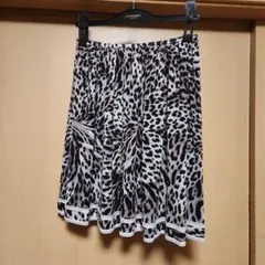 LEONARD ヒョウ柄 フレアスカート
