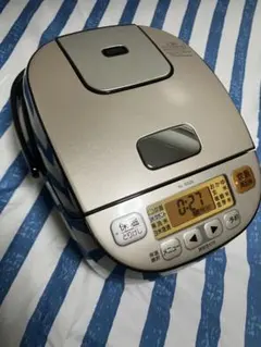 ZOJIRUSHIマイコン炊飯ジャー 極め炊きのサムネイル