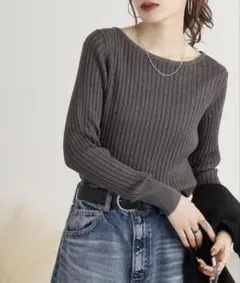 atONE／リブニットボートネックセーター