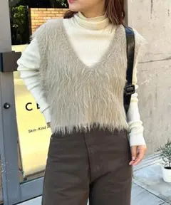 新品　ミスティック　ラメシャギーニットベスト