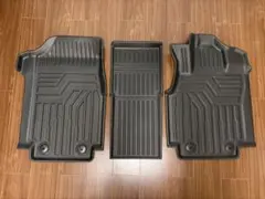 SUSHI。様専用　セレナC28 ガソリンモデル　一列目　フロアマット