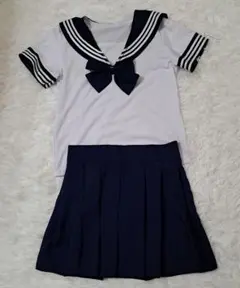 セーラー服上下 白と紺　コスプレ