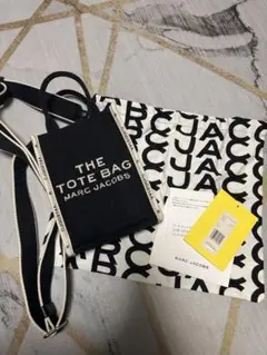 MARC JACOBS ショルダーミニバッグ（ブラック）
