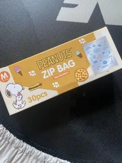 新品　スヌーピー　ジッパーバック　Mサイズ ジップロック 1個