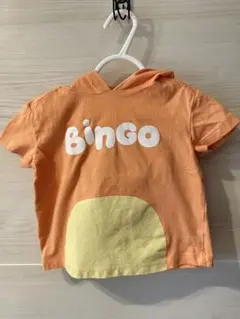 オレンジ色フード付きTシャツ Bingo
