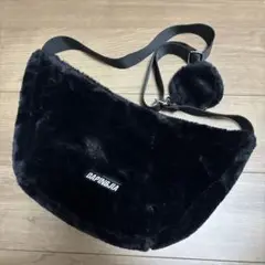 ショルダーバッグ 黒 ファー もこもこ ノーブランド品