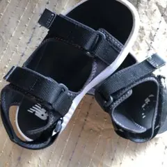 19センチ
New Balance キッズ サンダル 黒