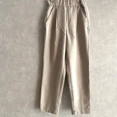 美品　ズボン　ベージュ　ウエストゴム　Mサイズ
