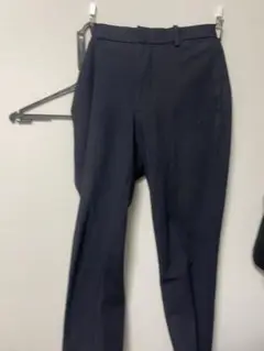 ネイビー スリムフィット スラックス