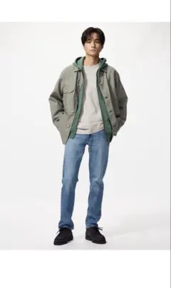 UNIQLO スリムストレートジーンズ 31