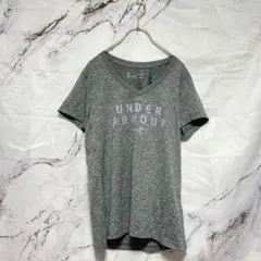 【アンダーアーマー】 グレー VネックTシャツ サイズS〜M