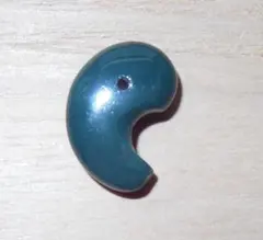 天然石 出雲 碧玉 出雲石 青瑪瑙 勾玉 2cm