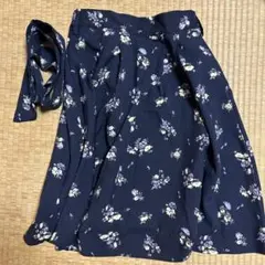 earth music &ecology スカート　花柄
