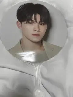 SEVENTEEN ウジ incomplete うちわ