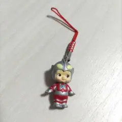 キュージョン　ローズオニールキューピー　ウルトラマン　ストラップ