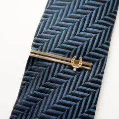 真鍮製 馬蹄 上向き Ｕ字 スワロフスキー ネクタイピン