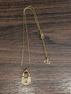 【美品】クリスチャンディオール ネックレス ゴールド金具 ラインストーン ロゴ
