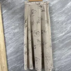 INGNI イング ベージュ 大判フラワープリント ロングスカート