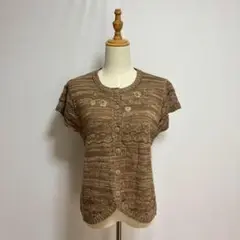 美品　ウールブレンド透かし編みニットベスト（M）ブラウン系　お花